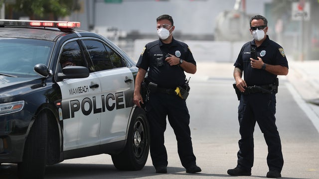 Senators urge anti-bias police training over mask fears