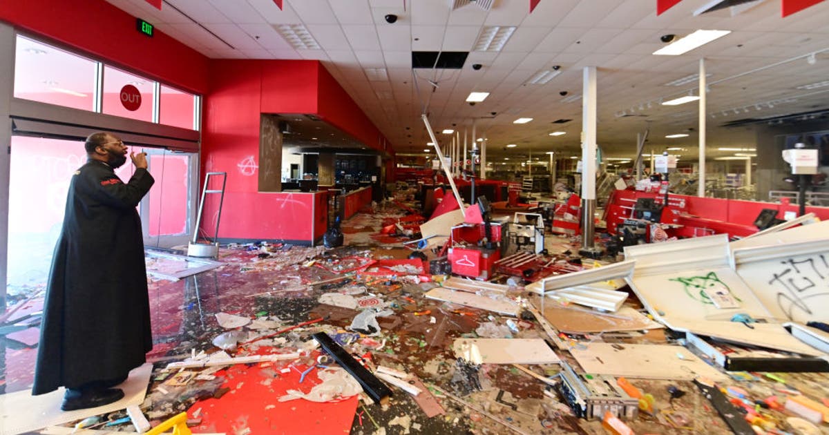 Target Destroyd Target closing Oakland store and 5 others 'until further notice' amid ...