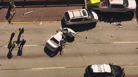 Two children killed in three-vehicle collision on Hwy 580 in Oakland