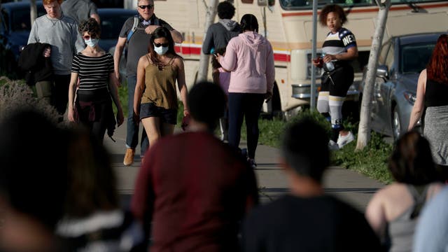 Lake Merritt could be closed if people don't social distance: Oakland mayor