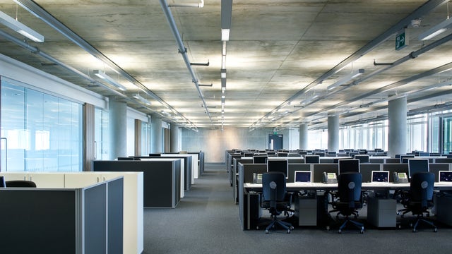 Amid coronavirus, CDC offers guidelines on office reopenings