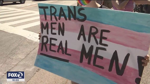 Community comes out to support North Bay transgender teen