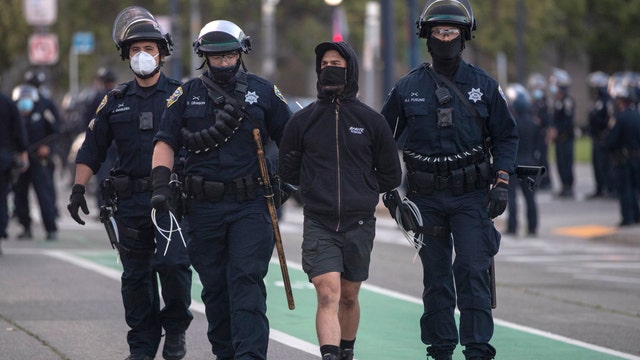 San Francisco supervisors call for rubber bullet, tear gas ban