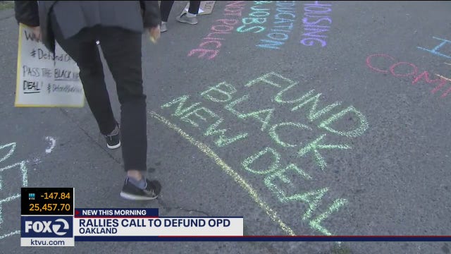 Protesters urge cuts to Oakland police budget