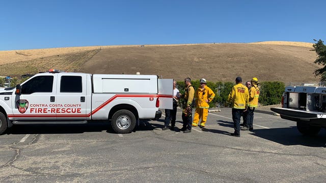 Crews quickly contain vegetation fire in Concord