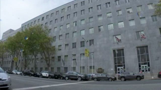 Witnesses must wear clear masks in SF's first trial amid COVID-19