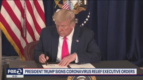 Trump signs executive orders allowing some unemployment pay, defers payroll tax