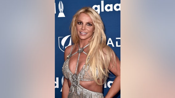 Britney Spears wants father removed as sole conservator