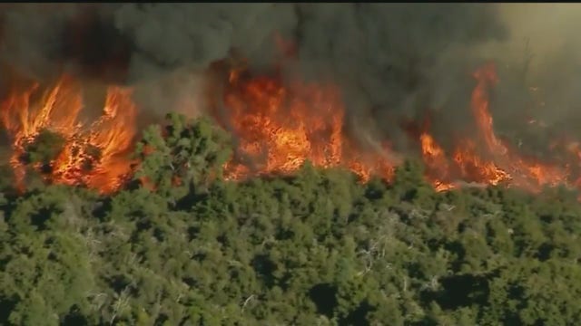 Southern California wildfire destroys 1 home, prompts evacuations
