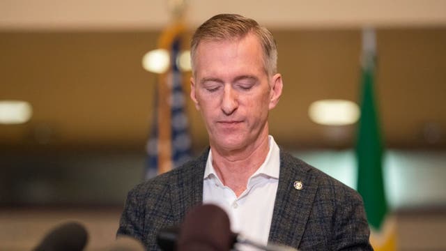 Protesters shift focus to Portland's mayor amid rising tensions