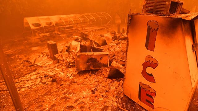 Victims of deadly California wildfire found in cars, roadway