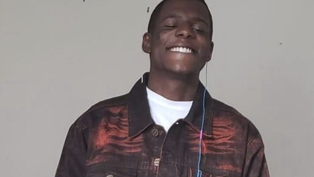 Family of Oakland man fatally stabbed while he slept steps up efforts to find killer