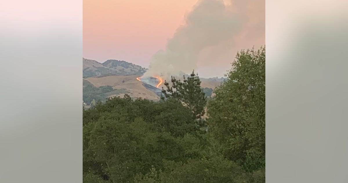 Crews working to contain vegetation fire in Moraga | KTVU FOX 2