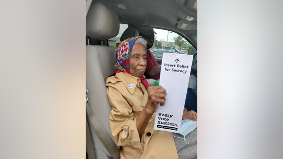 Obama, Twitter users praise 102-year-old voter: 'Never looked better!'