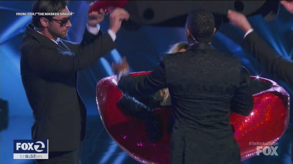 'The Masked Singer' talk starts with 'the lips'