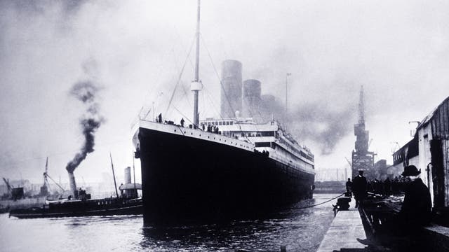 Plan to retrieve Titanic radio spurs debate on human remains