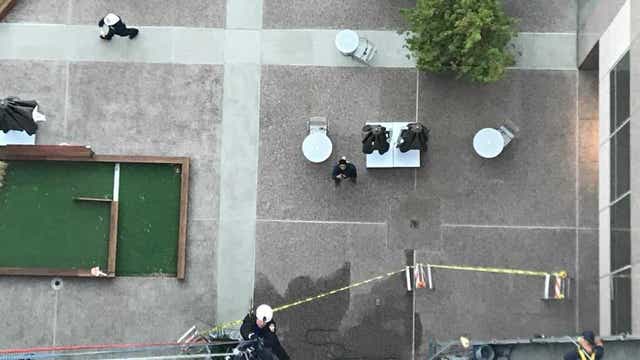 Trapped window washers rescued from Walnut Creek office