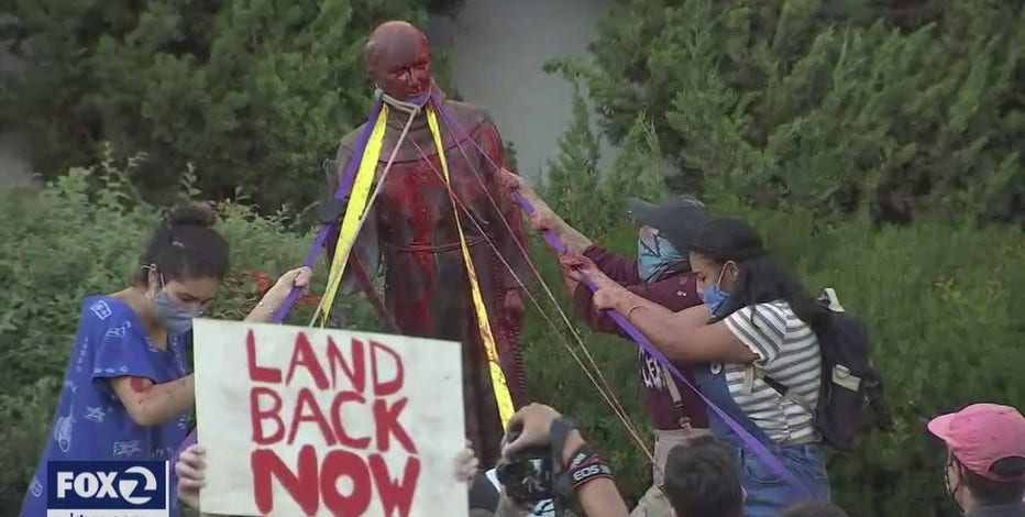 Protestors use rocks to chip away at Junipero Serra statue in San Rafael