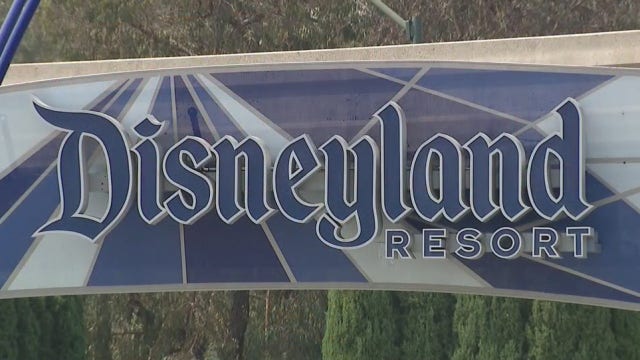 Disneyland Resort to end annual pass program
