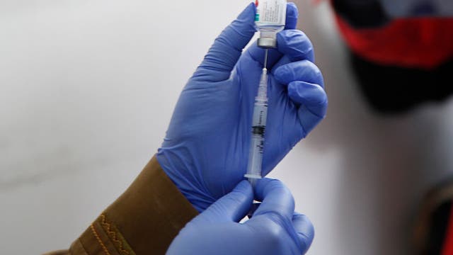 US panel to decide who should get the first COVID-19 shots