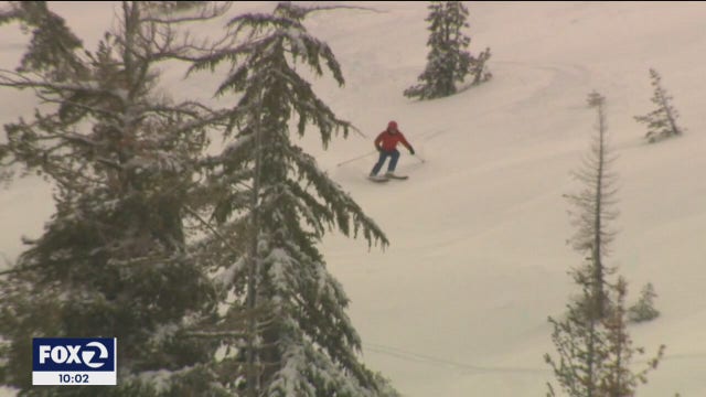 Union Square still has sparkle and shine, but streets bare of shopping crowds