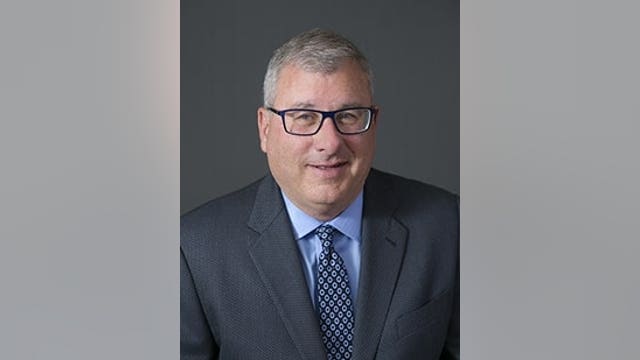 San Mateo County Transit District CEO Jim Hartnett stepping down in April