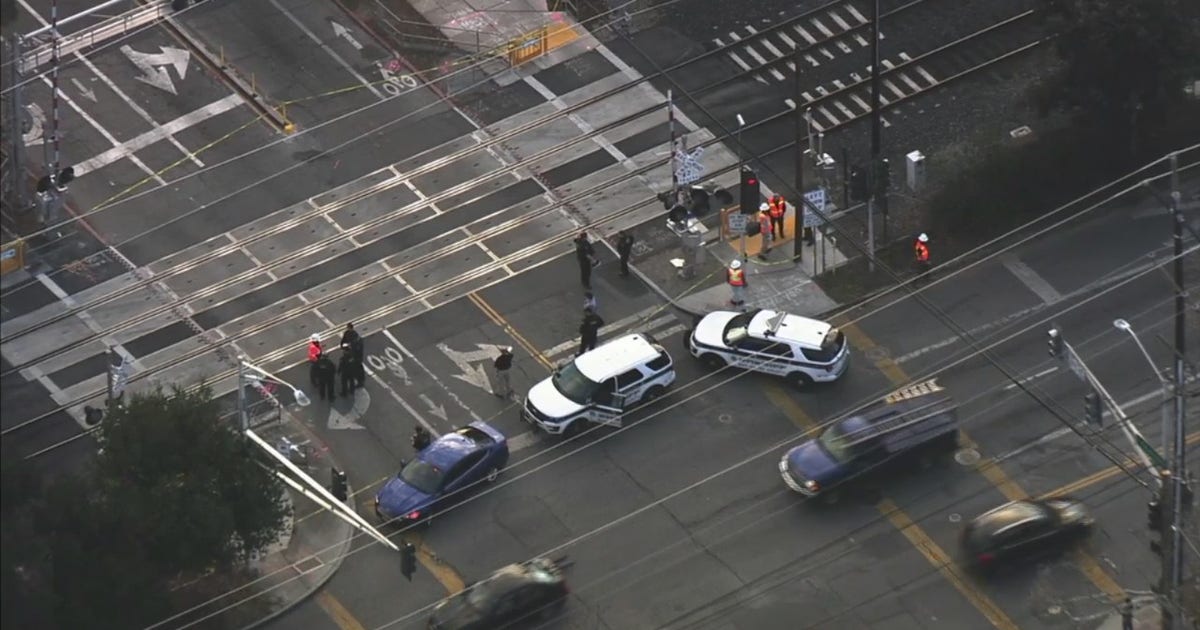 Person trespassing on Caltrain tracks struck and killed in Palo Alto ...