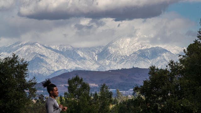 Powerful atmospheric river heads toward California