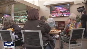 Masks required for fans who shout: Restaurants step up safety for Super Bowl watching