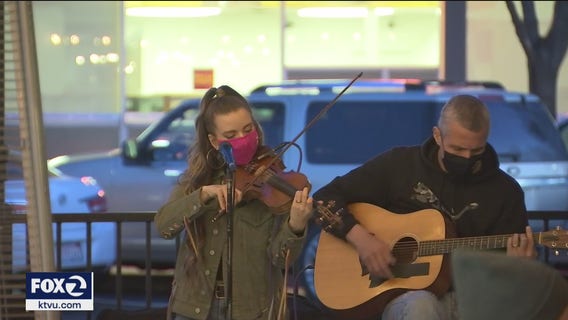 Musicians slowly performing live gigs again outdoors