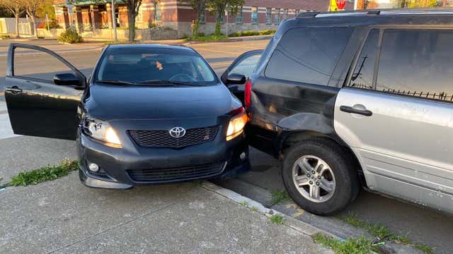 Pursuit of stolen vehicle ends with crash in Antioch; 1 arrested, 1 at large