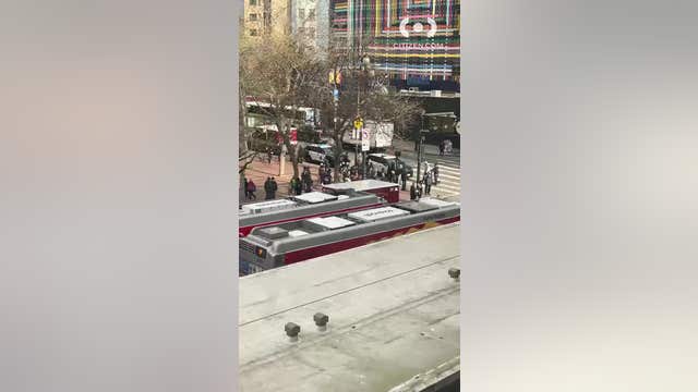 Security guard apprehends suspect who assaulted two elderly Asian people in San Francisco