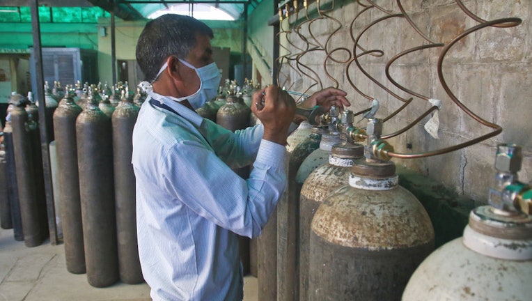 India oxygen shortage