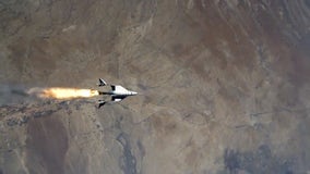 Manned Virgin Galactic rocket ship ascends from New Mexico