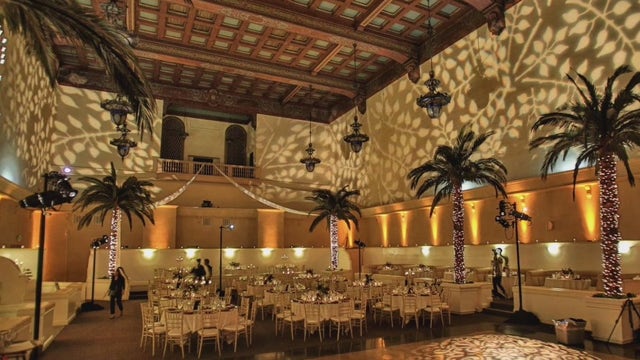 With COVID dashing party plans again, some parents pay for private proms