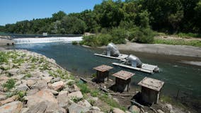 Russian River inflatable dam replacement to close boating access throughout summer