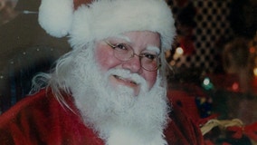 Martinez's 'Mr. Santa Claus' dies after hitting head in a fall