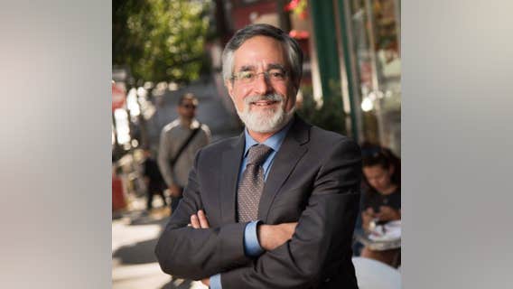 San Francisco Supervisor Aaron Peskin says he's entering alcohol treatment
