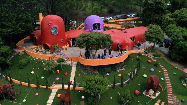 Yabba dabba dispute resolved, Fred Flintstone can stay in Hillsborough