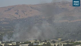 Crews battling brush fire near Rocksprings Park in San Jose