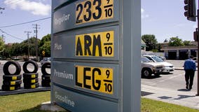 Average national price of gas rises 5 cents per gallon to $3.21, Bay Area average is $4.39