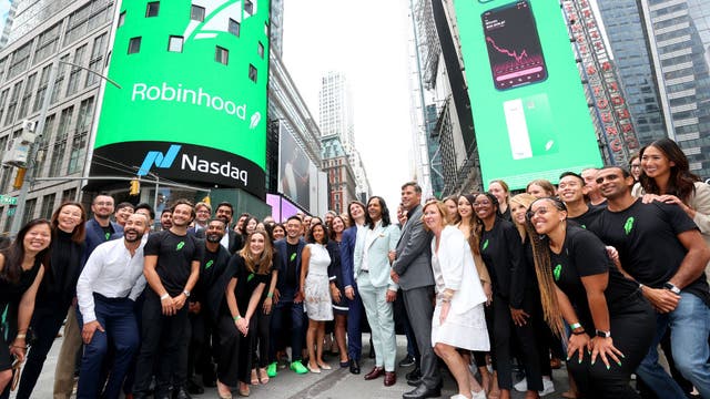 Menlo Park-based Robinhood goes public with a tumble and sharp swings