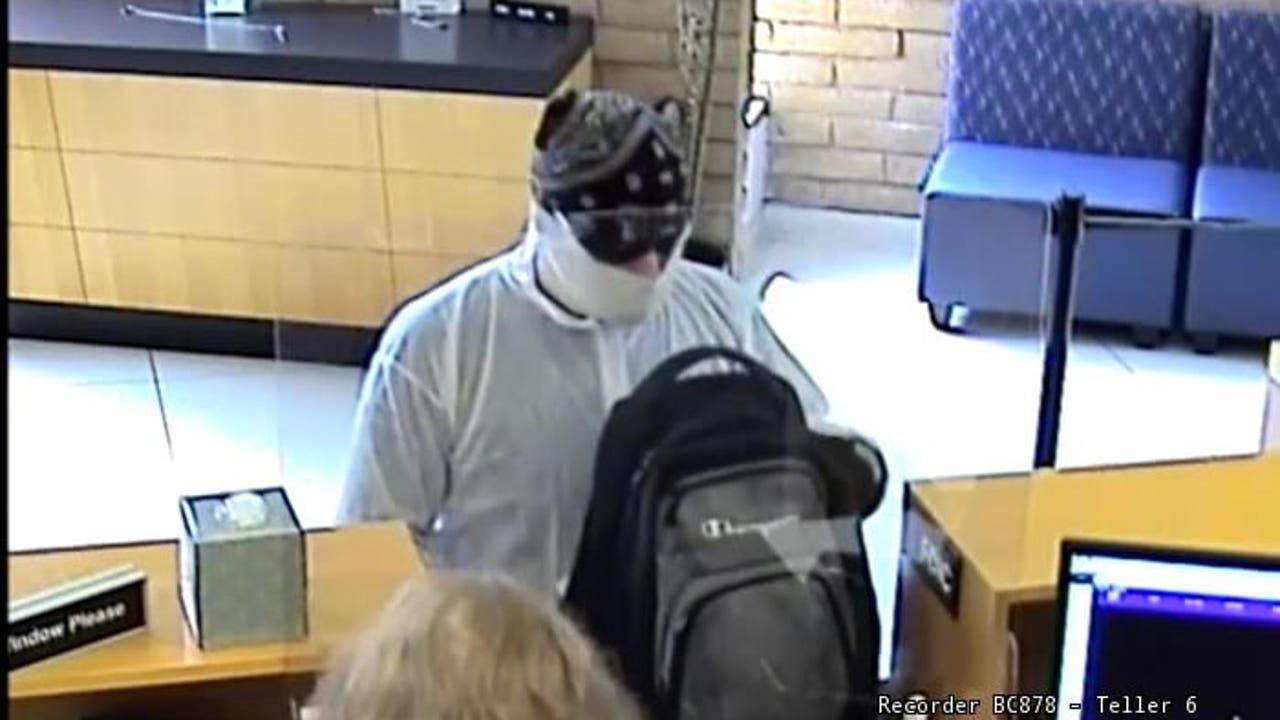 Santa Cruz bank robbery suspect changed clothes to evade capture