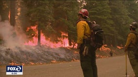 Caldor Fire threatens Lake Tahoe, shrouds area in toxic smoke