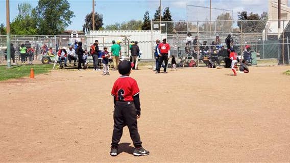 Youth, high school baseball programs in Oakland struggling to survive amid sharp drop in Black players