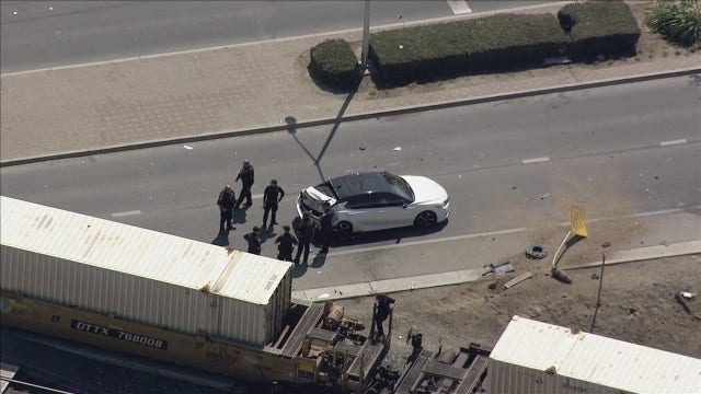 Child dead, woman critically injured after freight train strikes cars in Oakley