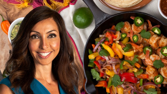 Rosemary Orozco shares quick and easy shrimp fajita recipe