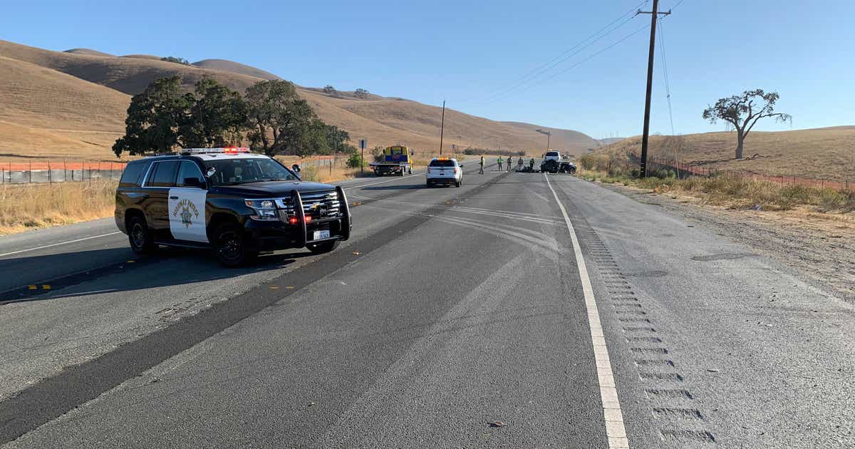 1 person dead, 4 injured in head-on crash on SR 84 in Sunol | KTVU FOX 2