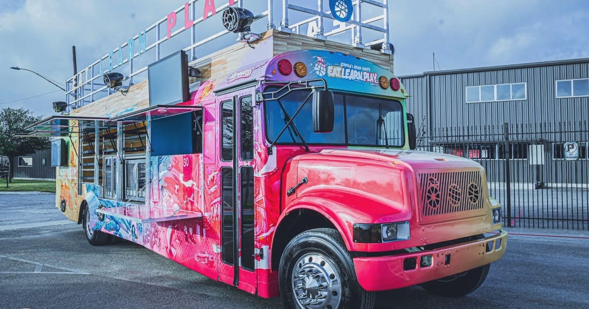 Stephen and Ayesha Curry bring colorful bus filled with food, books to ...