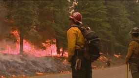 Residents return to Lake Tahoe area as wildfire stalls